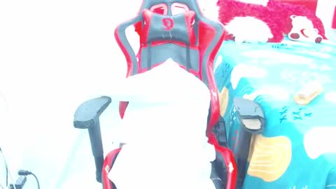 Sandy Saenz online show from 11, 1, 2025