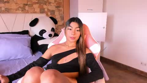Snapshot of khaimy chatting on 15, 7, 2026 Khami online show from 15, 7, 2026