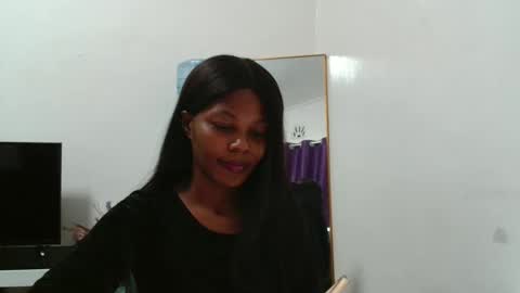 Snapshot of khaleesi7777777 chatting on 2, 4, 2026 Khaleesi online show from 2, 4, 2026