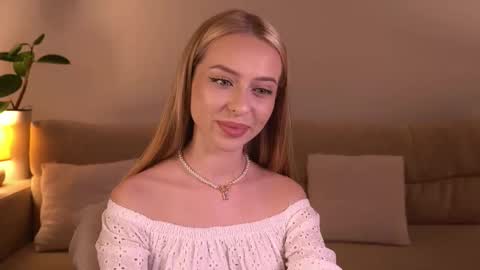 Snapshot of khalishy chatting on 19, 4, 2026 khalishy online show from 19, 4, 2026