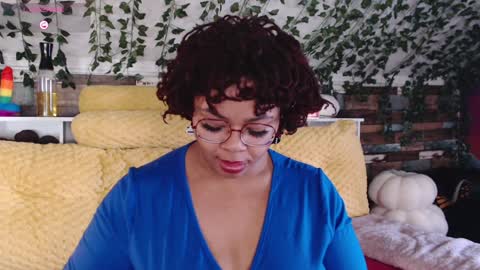 Snapshot of khayaparker chatting on 19, 1, 2025 Khaya online show from 19, 1, 2025