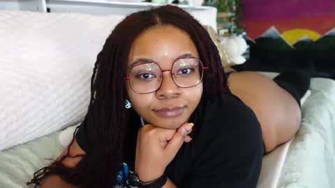 Snapshot of khayaparker chatting on 27, 2, 2025 Khaya online show from 27, 2, 2025