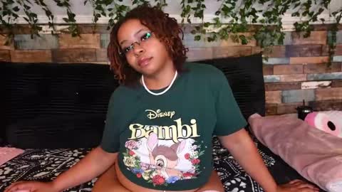 Snapshot of khayaparker chatting on 8, 10, 2025 Khaya online show from 8, 10, 2025