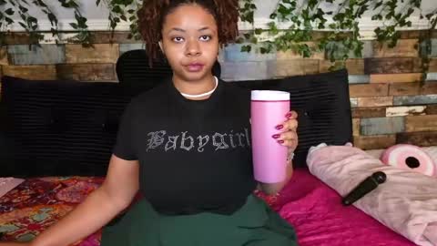 Snapshot of khayaparker chatting on 10, 10, 2025 Khaya online show from 10, 10, 2025