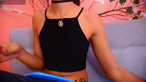 Snapshot of khelani_julls chatting on 18, 12, 2025 khelani_julls online show from 18, 12, 2025