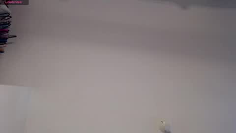 khloe33 online show from 14, 4, 2026