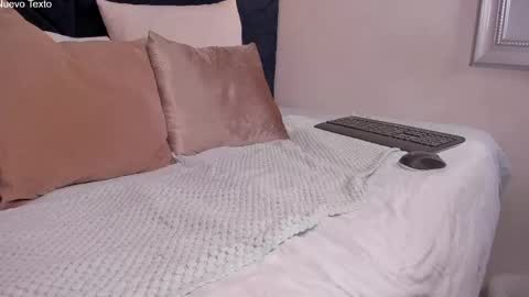 Snapshot of khloe_cutee chatting on 22, 4, 2026 Khloe Cute online show from 22, 4, 2026