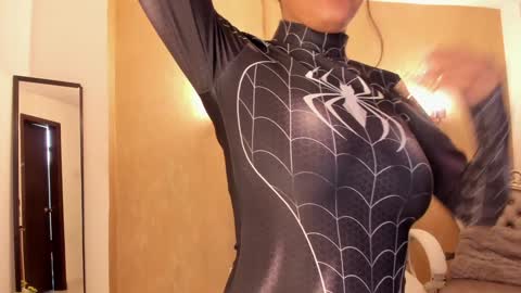 Snapshot of khloe_houston chatting on 24, 1, 2025 Khloe online show from 24, 1, 2025