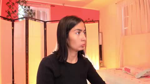 Snapshot of khloe_houston chatting on 1, 11, 2025 Khloe online show from 1, 11, 2025