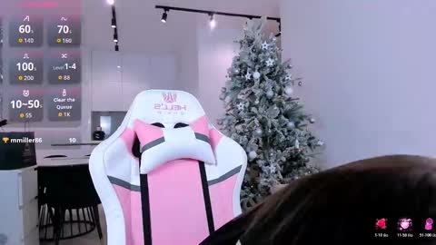 Snapshot of khloeforever chatting on 6, 1, 2026 khloe online show from 6, 1, 2026