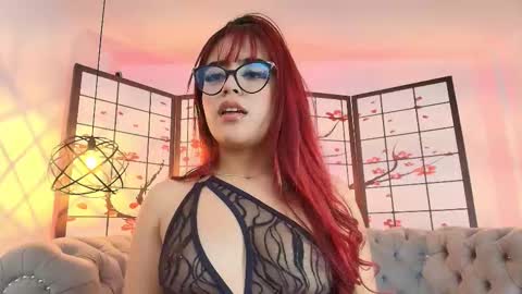 khloejohnson online show from 26, 11, 2025