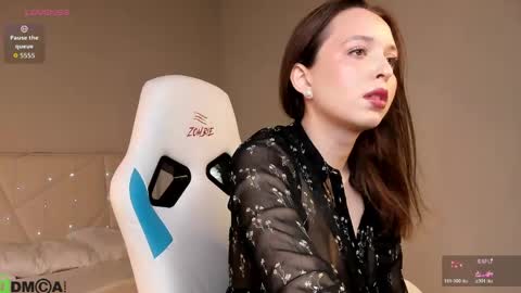 Snapshot of ki_wizz chatting on 17, 5, 2026 Ellie online show from 17, 5, 2026