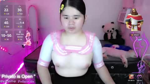 Snapshot of kianna_schmitz chatting on 13, 5, 2026 Your SweetGirl Ts online show from 13, 5, 2026