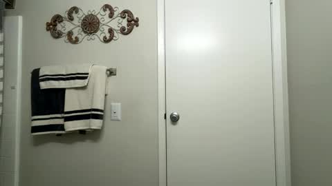 Snapshot of kiannaluv chatting on 22, 10, 2025 kiannaluv online show from 22, 10, 2025