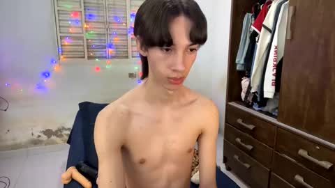 Snapshot of kiantwink chatting on 4, 2, 2025 kiantwink online show from 4, 2, 2025