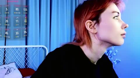 Kira online show from 5, 4, 2026