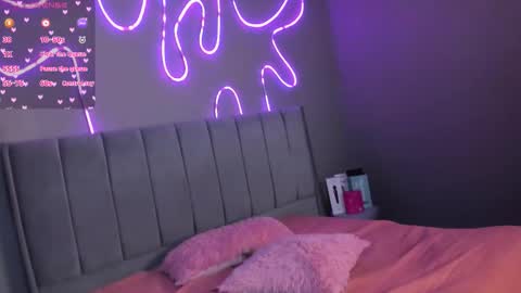 K I A R A            online show from 6, 3, 2026