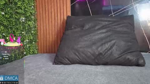 Kiara Zahiri online show from 31, 10, 2025