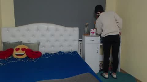 Kara online show from 11, 11, 2025