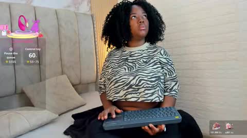 Snapshot of kiarazafira chatting on 20, 9, 2025 kiarazafira online show from 20, 9, 2025