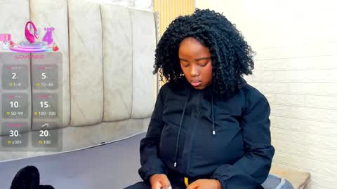 Snapshot of kiarazafira chatting on 24, 9, 2025 kiarazafira online show from 24, 9, 2025