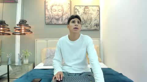 Kieran Derek online show from 14, 12, 2025