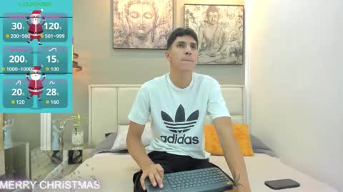 Snapshot of kieran_derek chatting on 23, 12, 2025 Kieran Derek online show from 23, 12, 2025