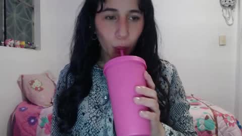 Snapshot of kiimy_to chatting on 15, 5, 2026 Nezumy Rey online show from 15, 5, 2026
