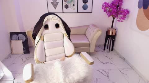 Snapshot of kiitty__meow chatting on 11, 4, 2026 Kitty online show from 11, 4, 2026