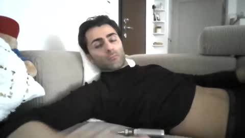 kikkus01 online show from 19, 1, 2026