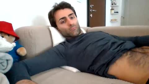 Snapshot of kikkus01 chatting on 15, 4, 2026 kikkus01 online show from 15, 4, 2026