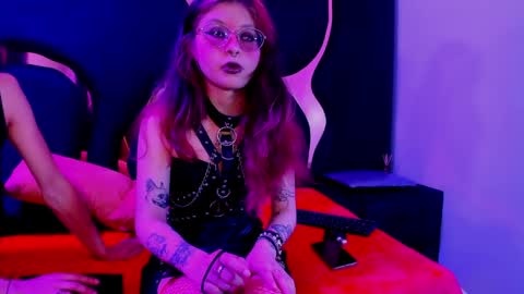 Snapshot of kikyoanddrey chatting on 2, 4, 2026 kikyoanddrey online show from 2, 4, 2026