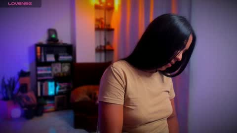 Snapshot of killaa01 chatting on 6, 3, 2025 Alejandra online show from 6, 3, 2025