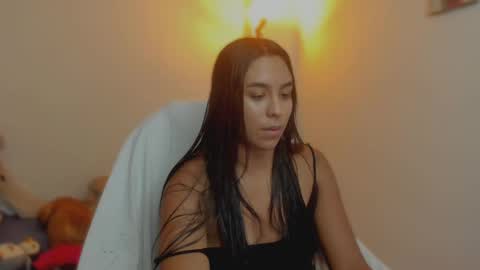 Snapshot of killaa01 chatting on 8, 9, 2025 Alejandra online show from 8, 9, 2025