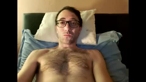 Snapshot of killua1993 chatting on 12, 11, 2025 kingstoned online show from 12, 11, 2025