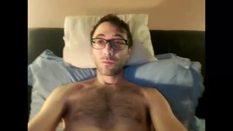 Snapshot of killua1993 chatting on 15, 11, 2025 kingstoned online show from 15, 11, 2025