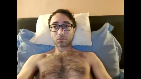 Snapshot of killua1993 chatting on 14, 12, 2025 kingstoned online show from 14, 12, 2025