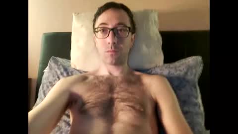 Snapshot of killua1993 chatting on 4, 4, 2026 kingstoned online show from 4, 4, 2026