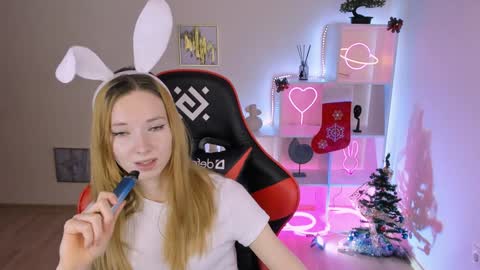 kim_boyd online show from 18, 12, 2024