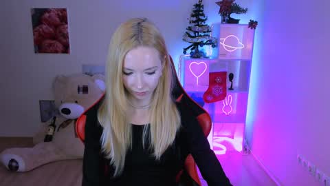 kim_boyd online show from 13, 1, 2025