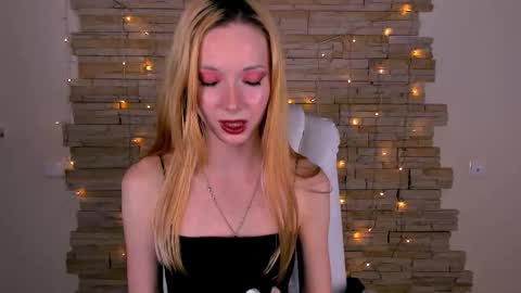 kim_boyd online show from 8, 3, 2025