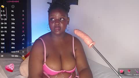 Snapshot of kim_brown2 chatting on 14, 10, 2025 Kim Follow me please online show from 14, 10, 2025