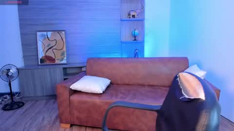 Kim online show from 11, 2, 2025