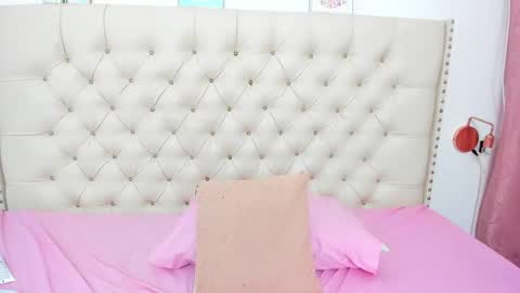 Snapshot of kim_eli chatting on 19, 1, 2025 kim_eli online show from 19, 1, 2025