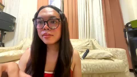 Snapshot of kim_kyile chatting on 22, 5, 2026 KYLIE online show from 22, 5, 2026