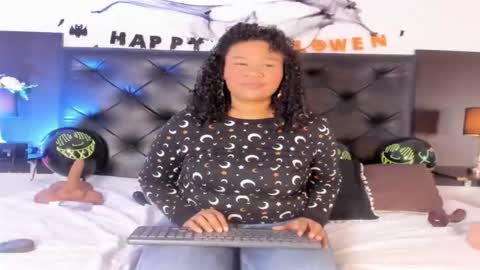 Kim Marquez online show from 31, 10, 2025