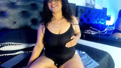 Kim Marquez online show from 28, 11, 2025