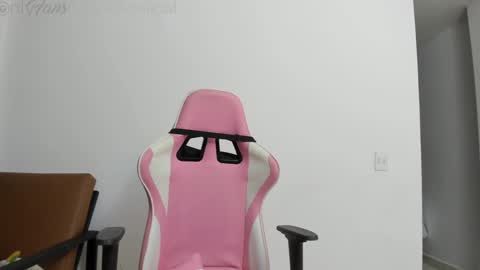 Snapshot of kim_velez chatting on 27, 12, 2024 Kim Velez SCORE Girl online show from 27, 12, 2024