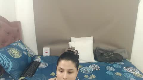 Snapshot of kimberjamesxx chatting on 12, 9, 2025 DANIELA online show from 12, 9, 2025