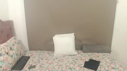 Snapshot of kimberjamesxx chatting on 30, 10, 2025 DANIELA online show from 30, 10, 2025